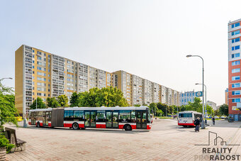 Prodej bytu 3+1, 74 m², Praha 8 - Troja, ulice Mazurská - 5