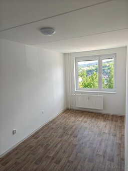 Pronájem bytu 3+1, 69 m² – SNP, Vimperk II - 5