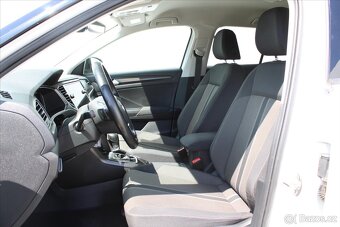 Volkswagen T-Roc 1.5 TSI DSG LED TAŽNÉ ZAŘ. (2019) - 5