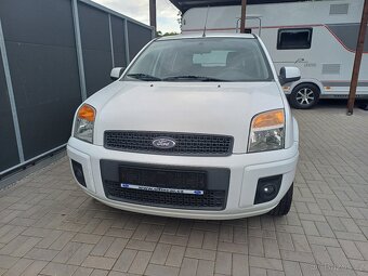 Benzínový Ford Fusion 1.4 FACELIFT rok 2012 - 5
