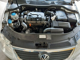 VW Passat 2005 2,0TDI 103kW BMP COMBI - JEZDI - DILY - 5
