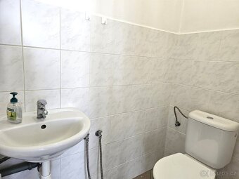 Obchod s výlohami v centru 71 m2, Kralupy nad Vltavou - 5