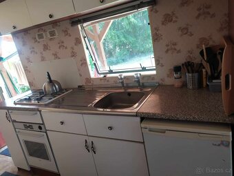 Mobilheim včetně dřevěné konstrukce a střechy - 5
