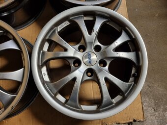 Ráfky Alutec 5x120 R17 7,5j ET:38- BMW - 5