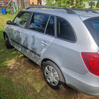 Prodám na dily nebo prihlaseni fabia 2 1.6 tdi combi facelif - 5