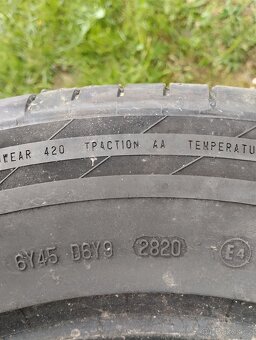 Continental 235/60 R18 - 5