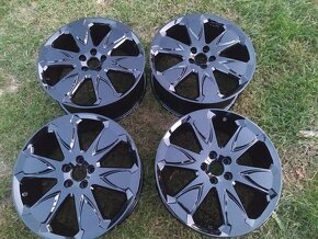 Prodam origo Alu kola Volvo XC 70 ERAKIR 5X108 R19 - 5