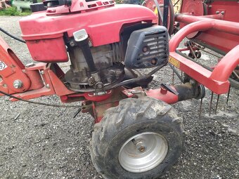 Motorový obraceč píce OP-1.2 Vari Honda 5.5, záběr 150 cm - 5