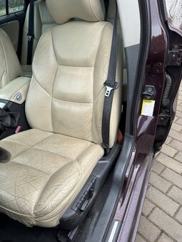 Volvo S60 D5 136kW + nová STK , závada - 5