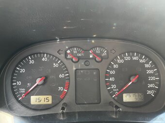 VW Golf 4 1.6 SR 74Kw - 5