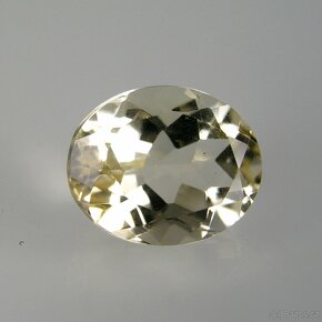 Citrín-ovál-3,55 ct. - 5