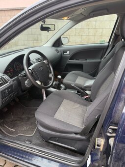 Ford Mondeo 1.8i - 5