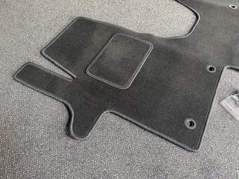 Koberce do VW Transporter 6.1 - 5
