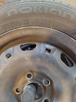 4 ks pneu 165/70 R14 81T s plech. diskem 5JX14H2 - 5