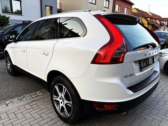 VOLVO XC60 2.4D4 AWD BIXENON,KŮŽE,PANORAMA,KAMERA, - 5