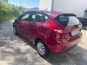Ford Fiesta 1.2516v 60kw rok 2010 Trend - 5