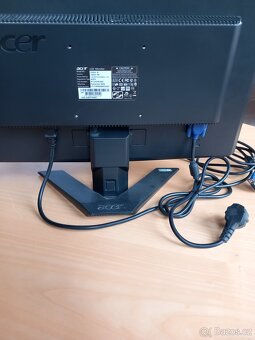Prodám LCD monitor ACER X203H 19" - 5