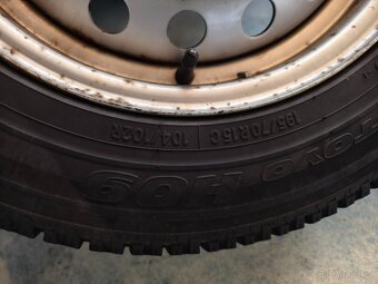 Kola 195/70 R15C 104/102 R Toyota - 5