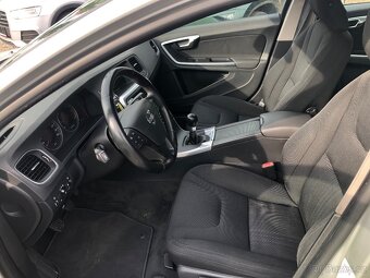 Volvo S60 2.0D3. 120 kw - 5