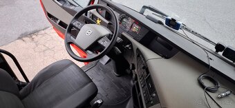 Volvo - 5