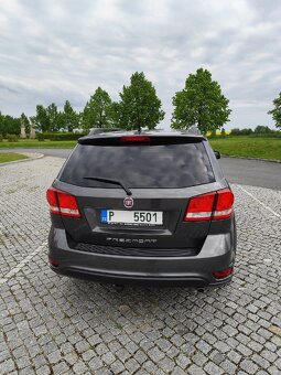 Fiat Freemont 2.0Jtd manuál - 5