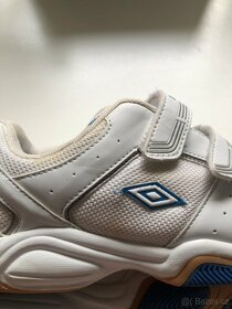 Tenisky vel. 39 - odpovídá. Zn. Umbro - 5