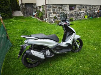 Piaggio Beverly 350 i.e. ABS/ASR Sport Touring (2016) po ser - 5