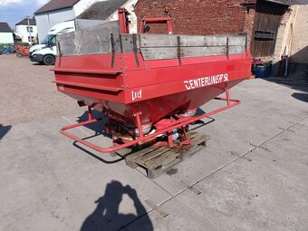 2000L Nizozemské rozmetadlo LELY CENTERLINER SL - 5