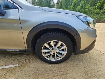 PRODÁM SUBARU OUTBACK 2.5 - 5