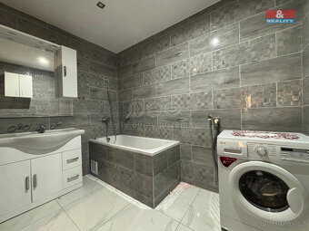 Prodej bytu 3+1, 78 m², Orlová, ul. Adamusova - 5