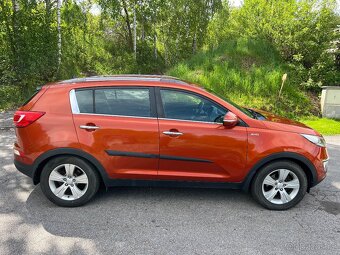 KIA Sportage III SL 2.0 CRDi 100kW AWD - 5