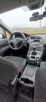 Peugeot 5008 - 5