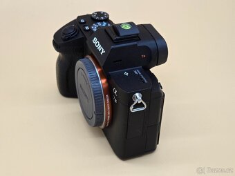 Sony A7 III TOP STAV - 5