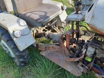 Traktor RS 150 - 5
