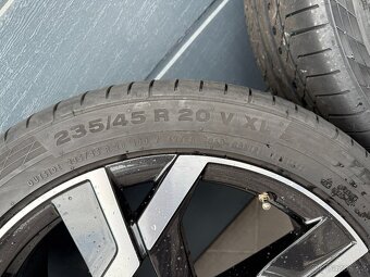 Prodám original ALU Škoda s pneu R20 - Sagitarius - 5