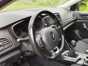 Renault Megane 1.6i rok 2018 udržovaný a spolehlivý - 5