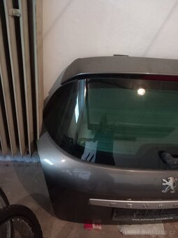 Prodám 5dveře na peugeot 308 Sw - 5