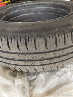 Pneu Michelin 175/65 R15 - 5