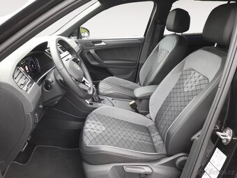 VW Tiguan 4Motion DSG R-Line VIRTUAL IQ LIGHT KAMERA TAŽNÉ - 5