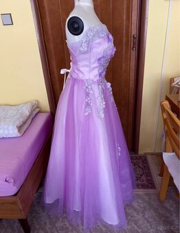 Maturitní/plesové šaty světle fialové - 5