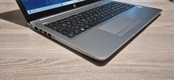 HP, i5-8265U 4/8x 3,90GHz, 16GB DDR4, 256GB SSD, bat. 4h. - 5