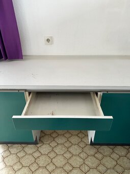 Retro zelená kuchyňská linka - 5