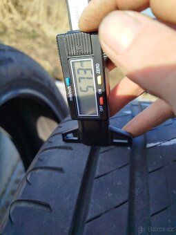 Bridgestone 245/45 R18 100Y Letní - 5