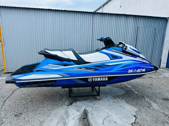 Yamaha GP1800 - 5