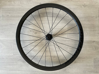 Zapletená kola Bontrager Aeolus Elite 35 TLR. - 5