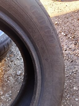 215/60/17 100v Goodyear - letní pneu 4ks - 5