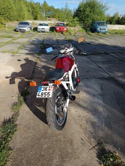 Suzuki GS500E - 5