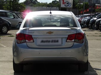 Chevrolet Cruze 1.8i , 104 kW benzín, 2011 - 5