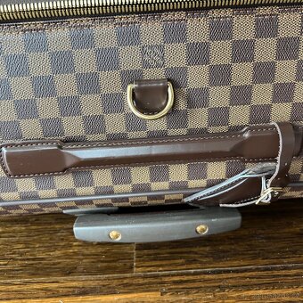 Louis Vuitton - 5