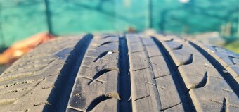 Good Year 235/50 R19 103V 4x4 - 5